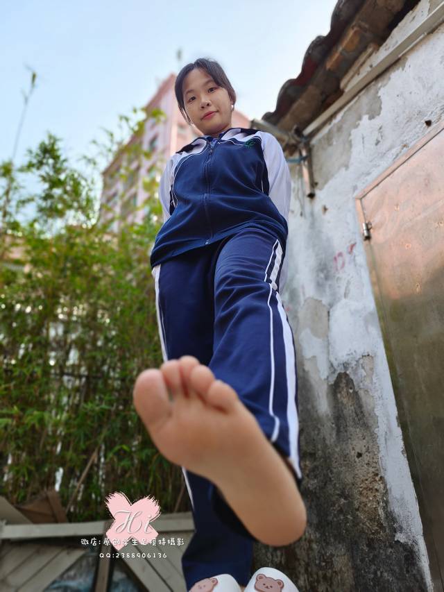 图片[2]-校服清纯少女，青涩又干净-桃雾阁